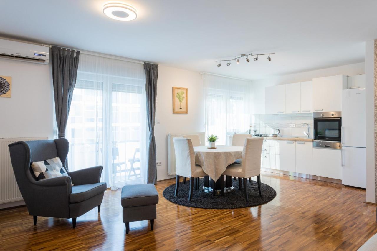 זאגרב Spacious 2Bdr Apartment - Free Parking מראה חיצוני תמונה