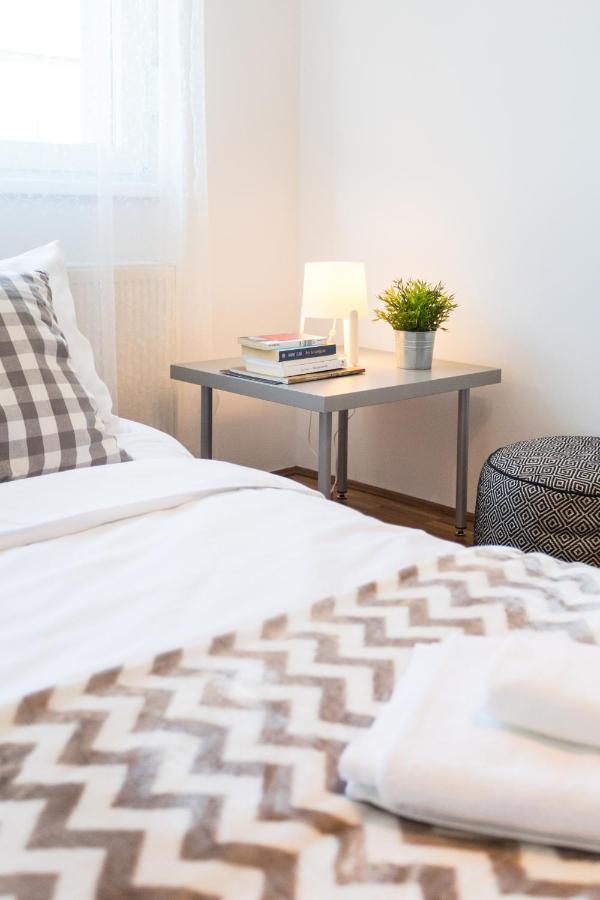 זאגרב Spacious 2Bdr Apartment - Free Parking מראה חיצוני תמונה