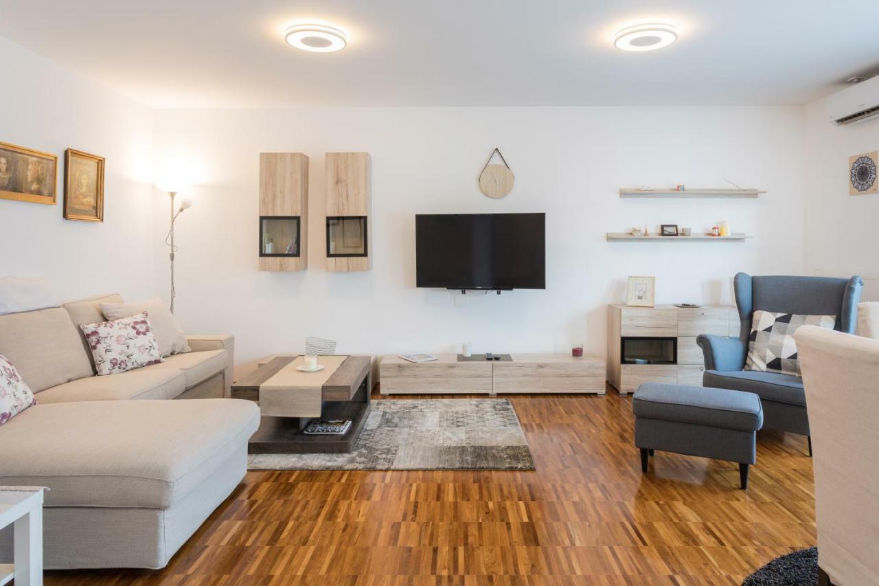 זאגרב Spacious 2Bdr Apartment - Free Parking מראה חיצוני תמונה
